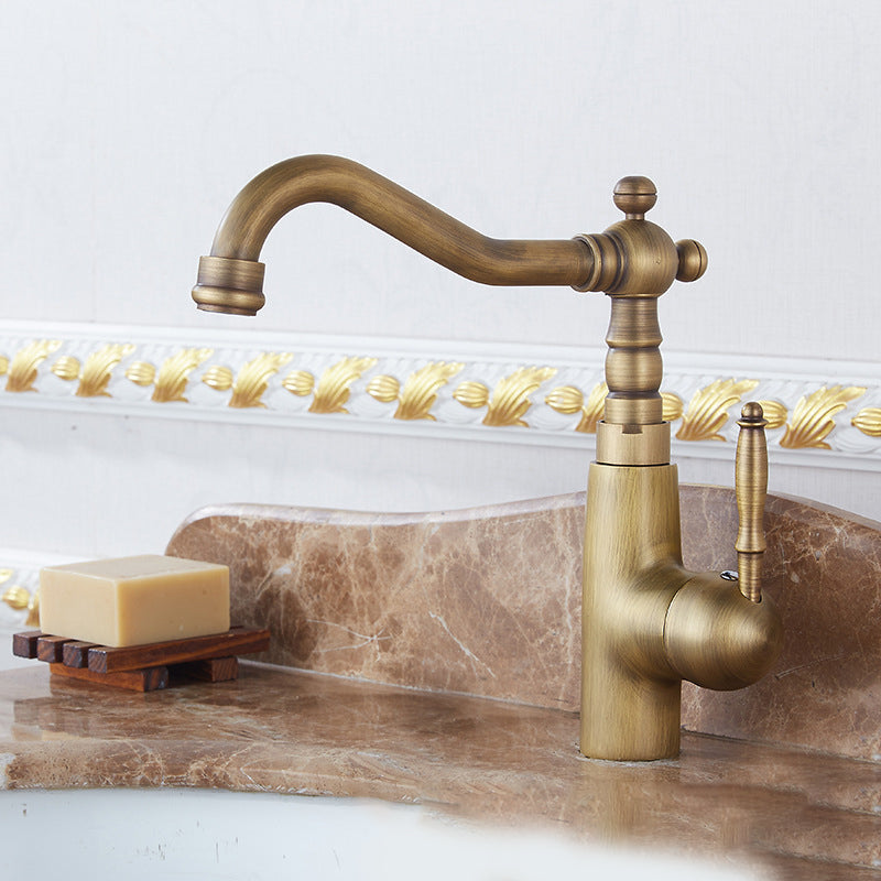 Traditional Standard Bar Faucet 1-Handle Kitchen Faucet in Gold