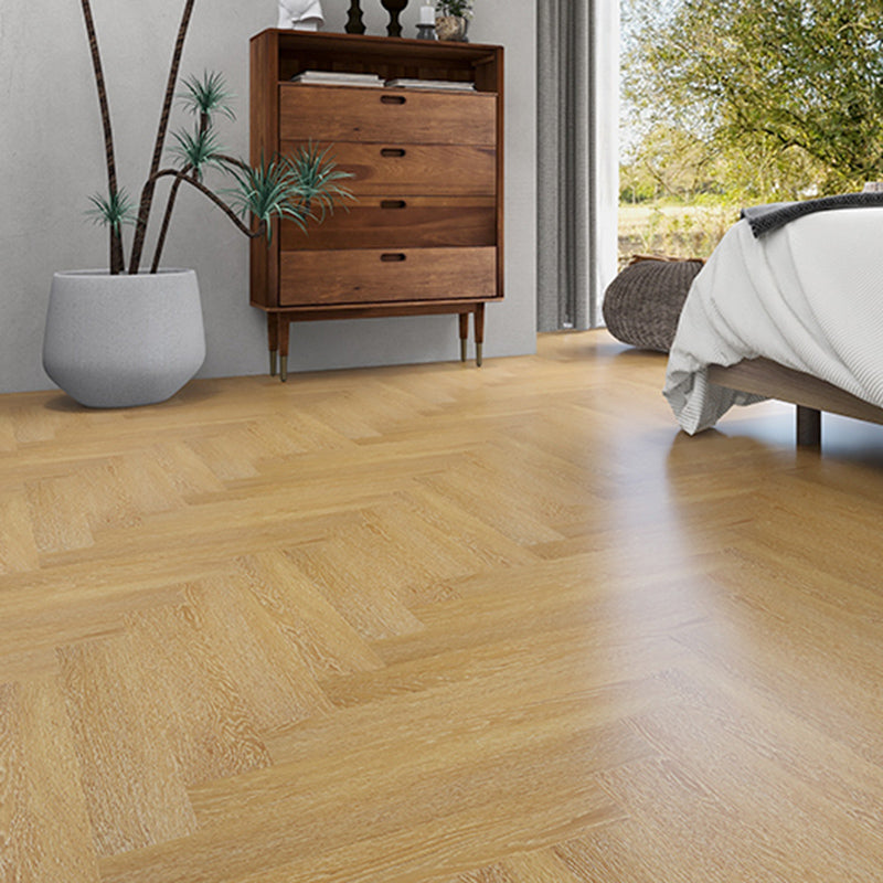 Traditional Laminate Floor Wood Mildew Resistant and Scratch Resistant Laminate Flooring