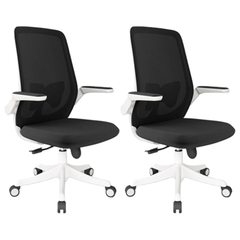 Modern Office Chair Tilt Mechanism Padded Arms Desk Chair with Wheels