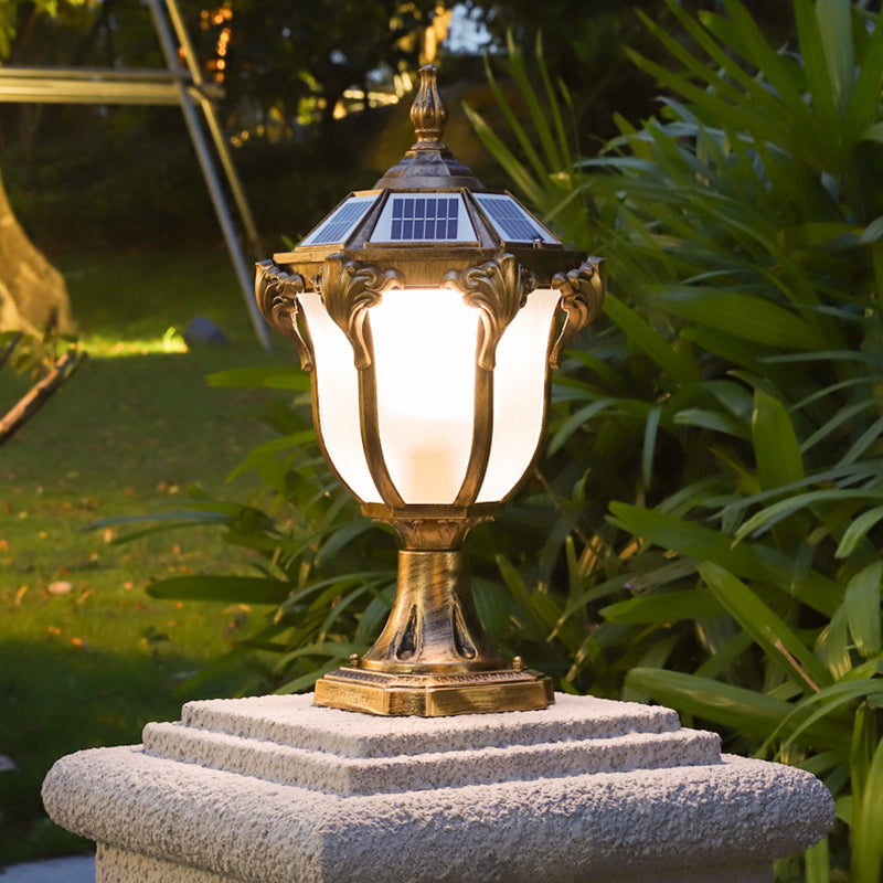 Nordic Style Aluminum Outdoor Light Solar Energy Pillar Lamp for Outdoor