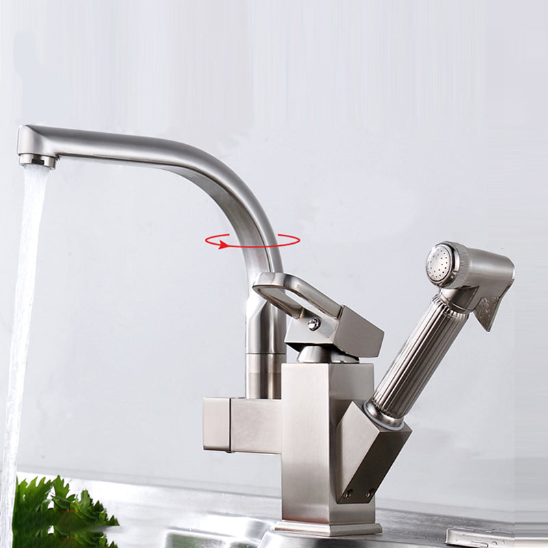 Metal Standard Kitchen Faucet Modern Style Kitchen Faucet with Pull out Sprayer