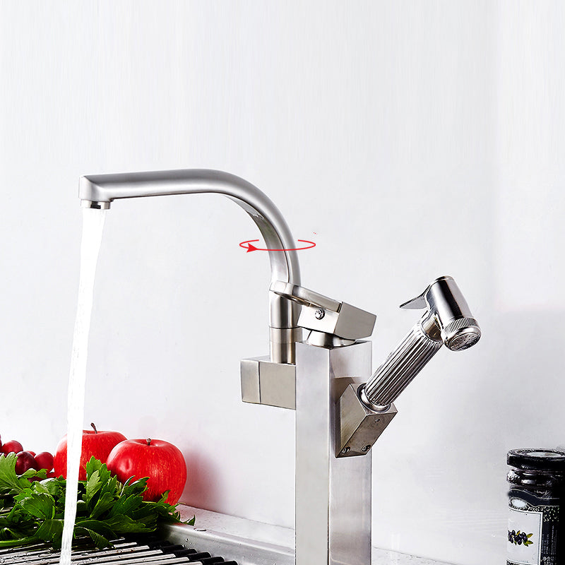 Metal Standard Kitchen Faucet Modern Style Kitchen Faucet with Pull out Sprayer