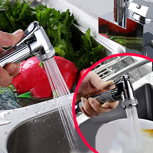 Metal Standard Kitchen Faucet Modern Style Kitchen Faucet with Pull out Sprayer