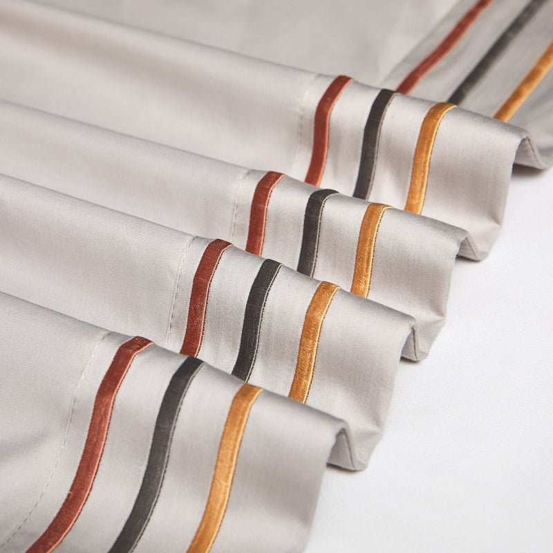 Silky Bed Sheet 3-Piece Embroidery Striped Wrinkle Resistant Sheet Set