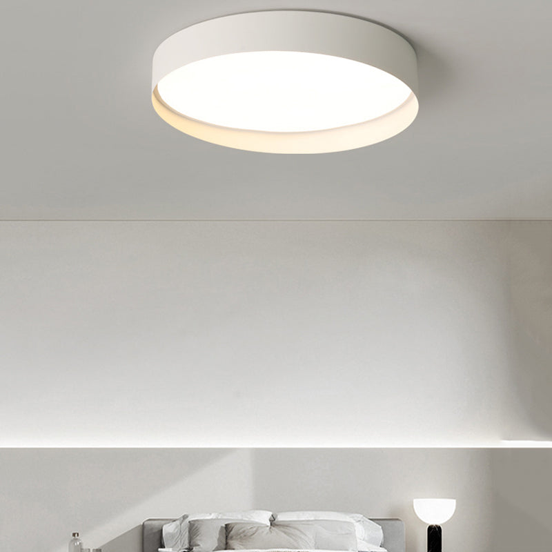 Contemporary LED Ceiling Lamp White Flush Light with Metal for Bedroom