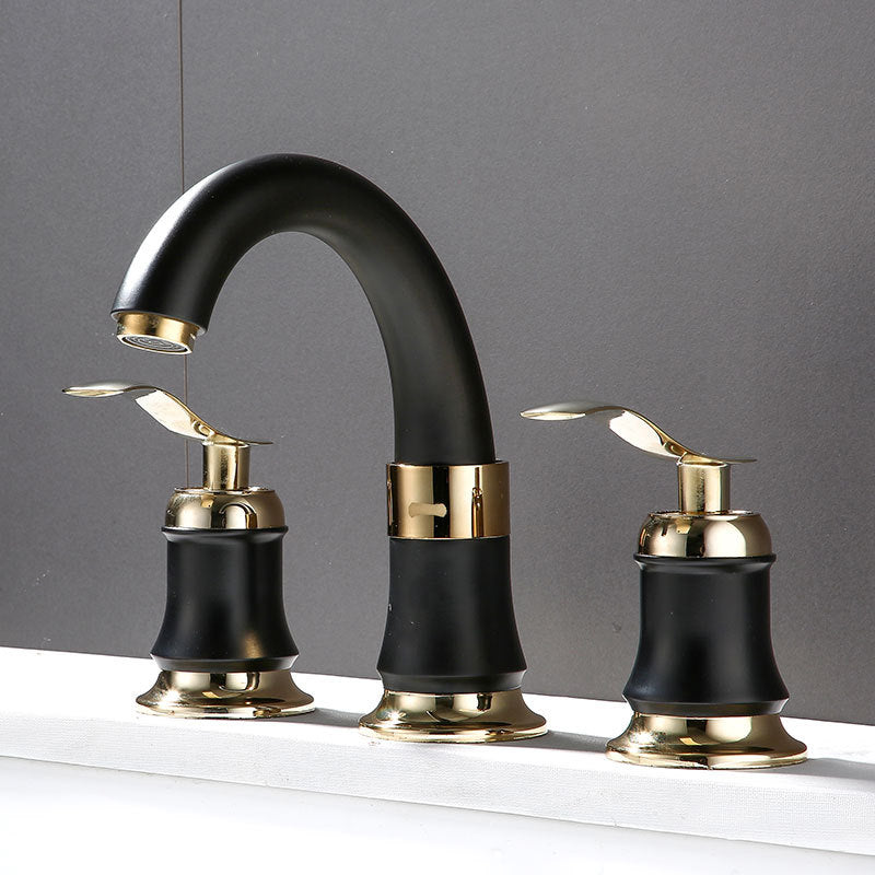 Luxury Rotatable Widespread Sink Faucet Circular Lever Handle Faucet with Water Hose