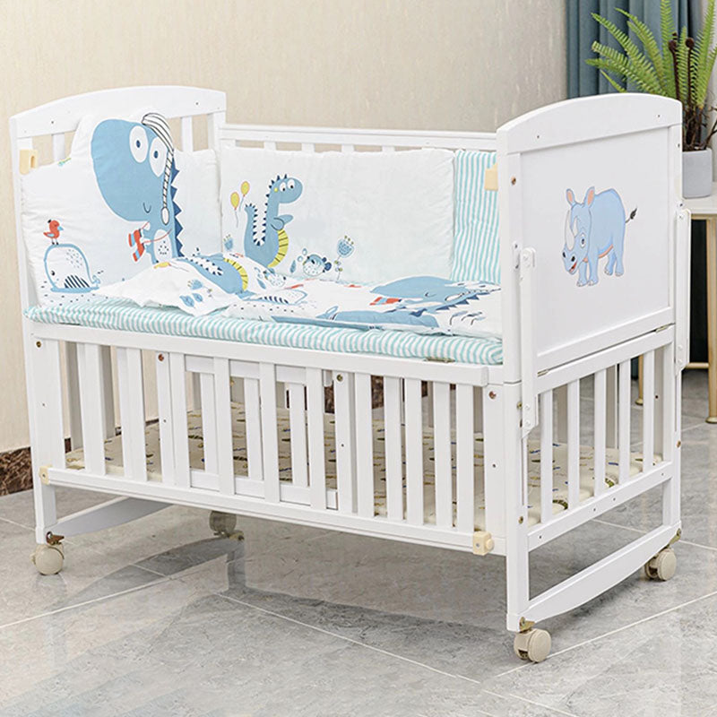 Scandinavian Baby Crib Pine Coir Fiber Nursery Crib with Casters