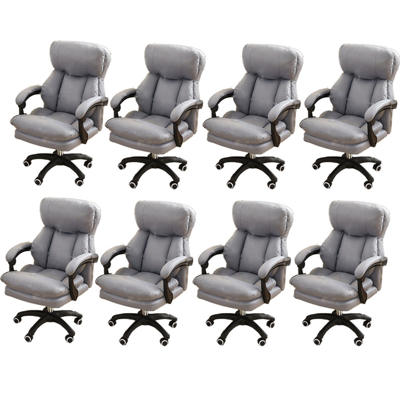 Modern Swivel Chair Adjustable Seat Height Tilt Mechanism Office Chair with Wheels