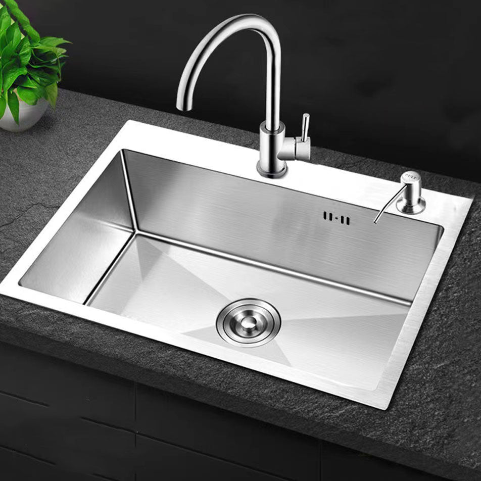 Modern Style Kitchen Sink Mental Kitchen Sink with Center Drain Placement