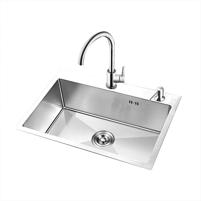 Modern Style Kitchen Sink Mental Kitchen Sink with Center Drain Placement