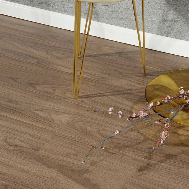 Modern Wood Laminate Floor Natural Oak Textured Laminate Flooring