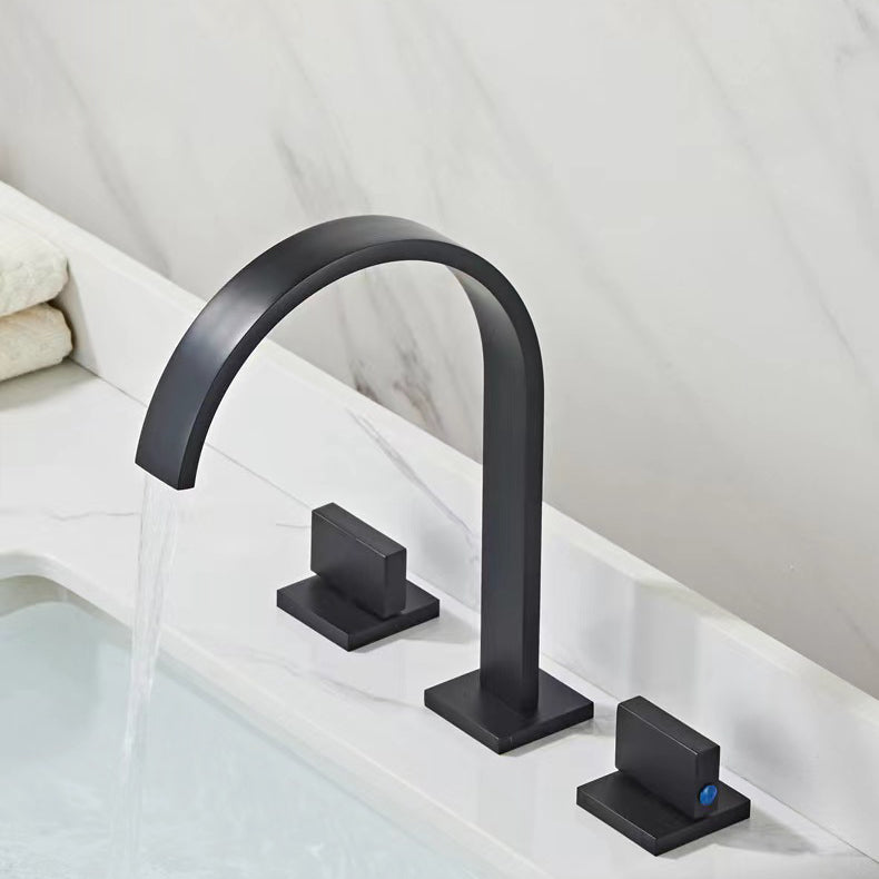 Modern Style Faucet Widespread Faucets with Double Cross Handles