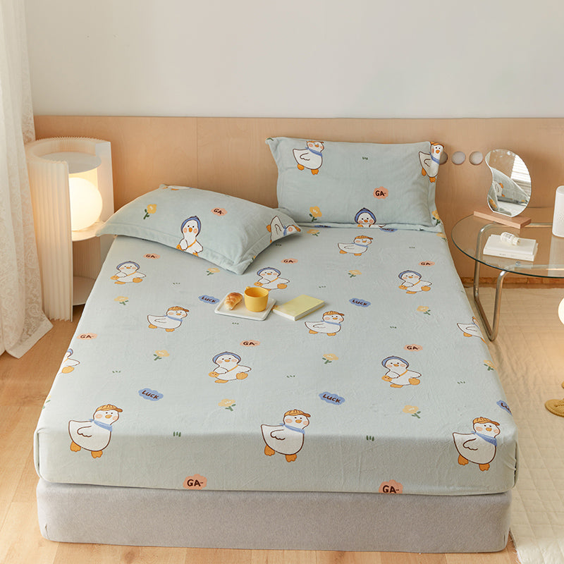 Fitted Sheet Cartoon Pattern Flannel Non-Pilling Fade Resistant Bed Sheet Set