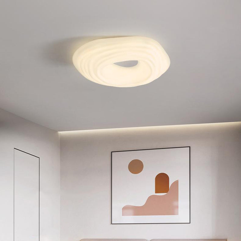 White Shaded Flush Mount Lighting Modernism LED Ceiling Light for Foyer