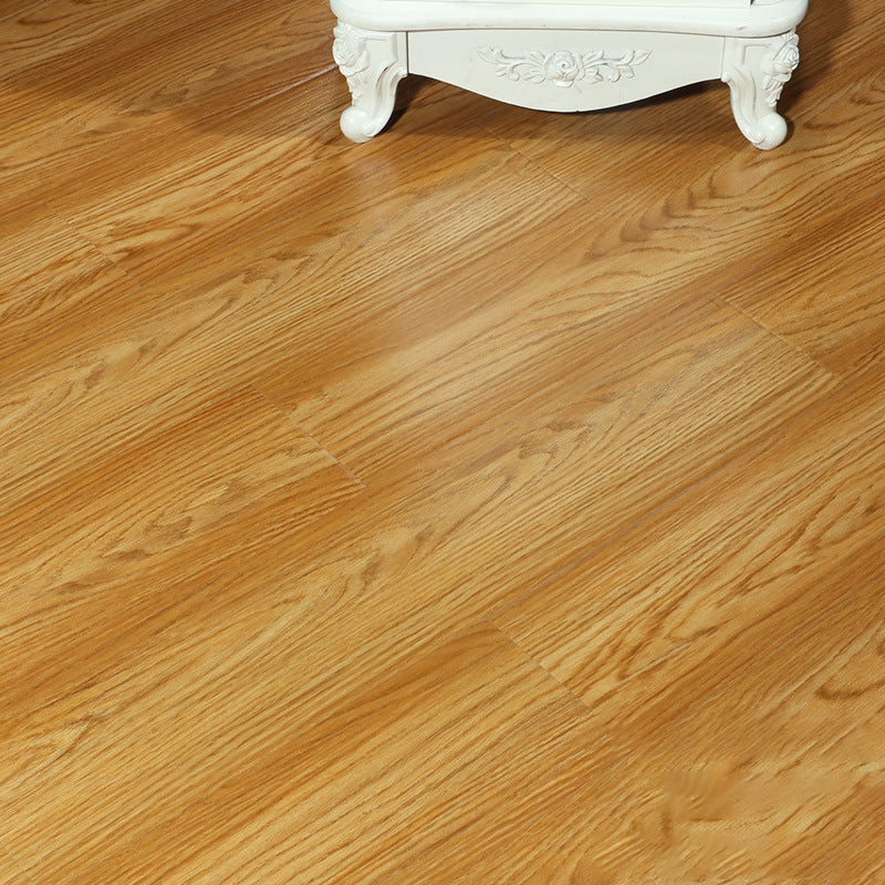 Maple Modern Laminate Flooring Click Lock Stain Resistant Plank Flooring