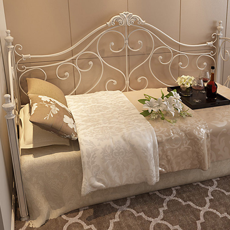 Glam Style Daybed with Headboard and Guardrail in Iron Princess Theme Bed