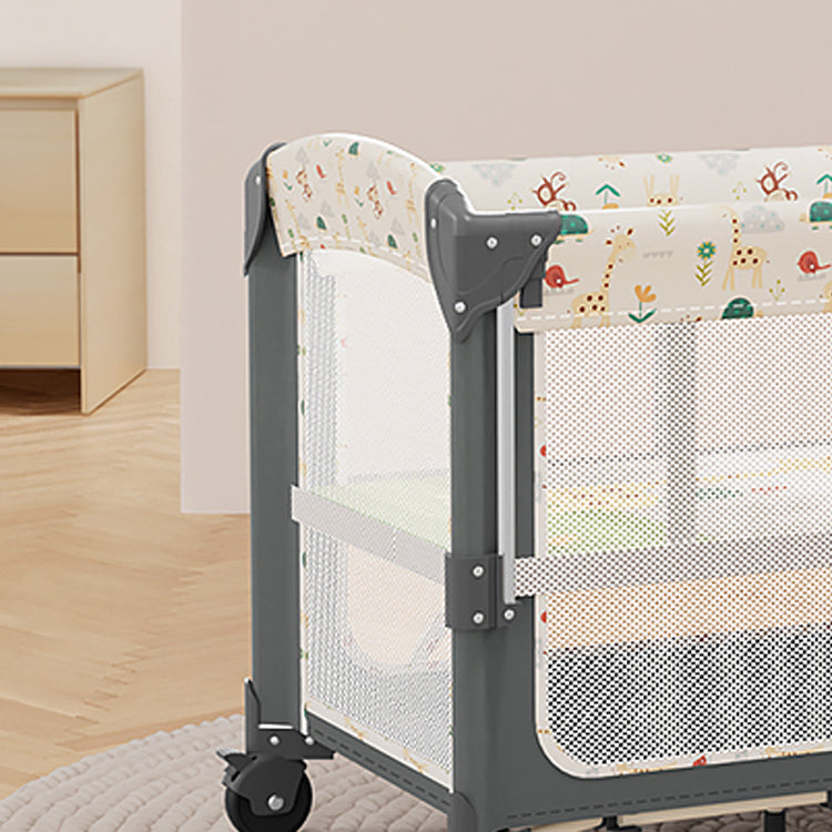 Plastic Convertible Baby Crib Nursery Crib with Mattress and Wheels