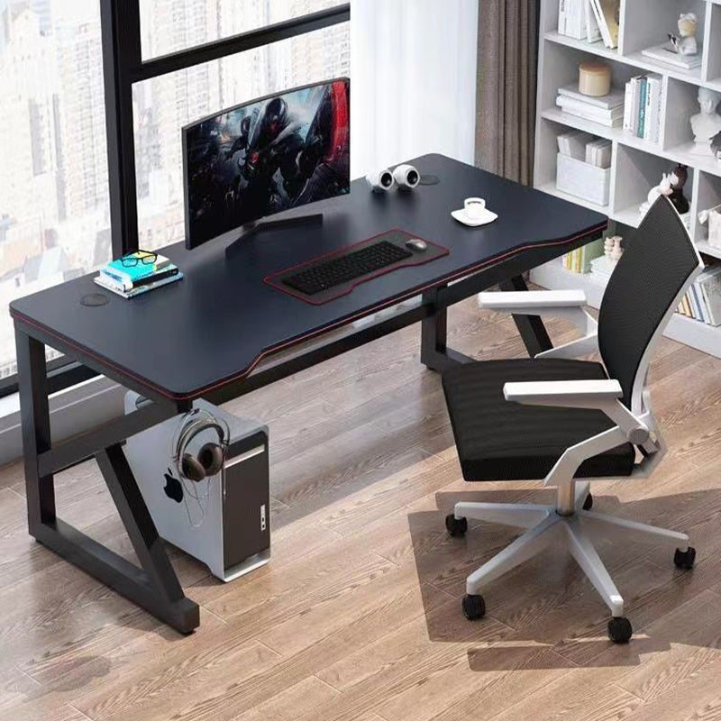 Irregular Shaped Computer Desk Wood Writing Desk in White/Black