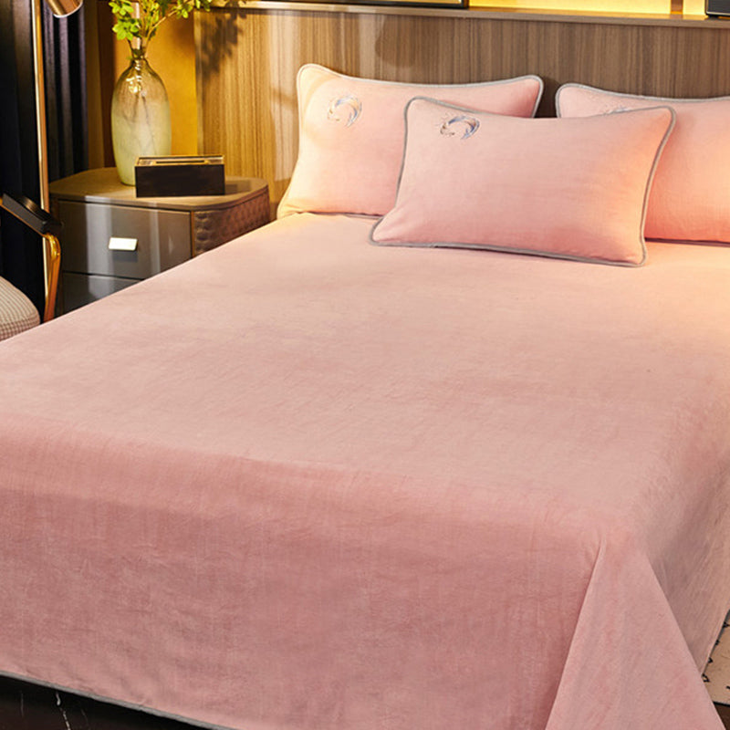 Modern Bed Sheet Non-pilling Soft Skin-friendly Solid Color Bed Sheet