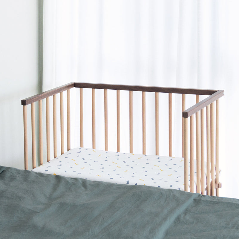 Modern Beech Baby Crib Light Wood Standard Size Nursery Crib with Casters