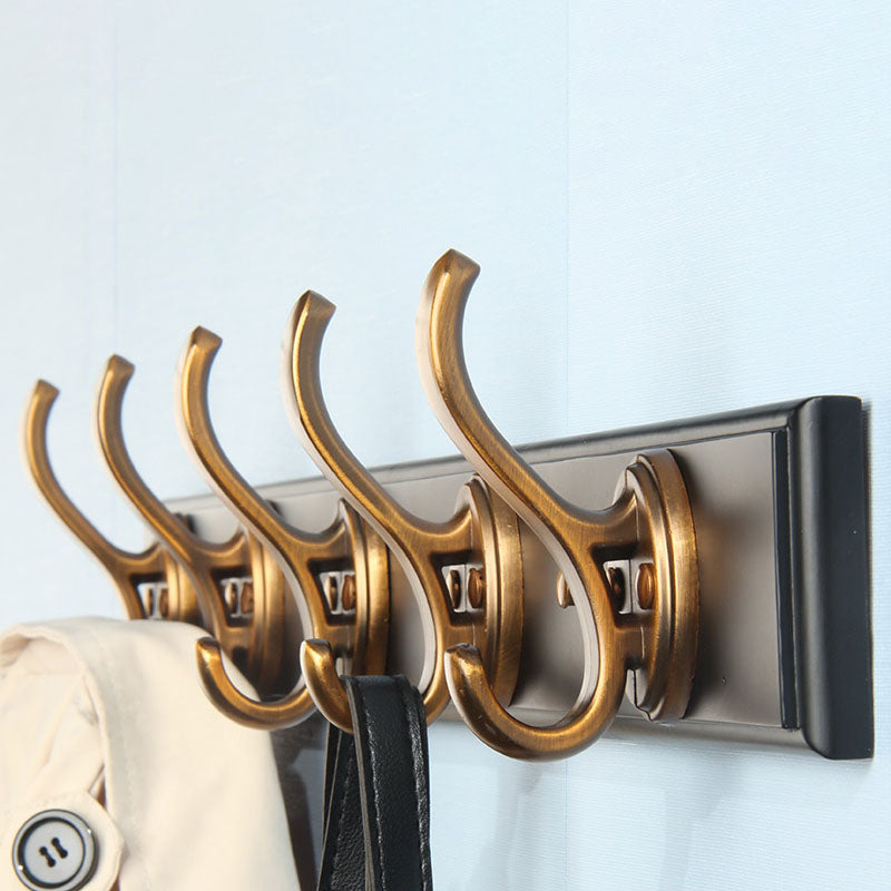 Gorgeous Metal Coat Hanger Wall-Mounted Coat Rack with Coat Hooks