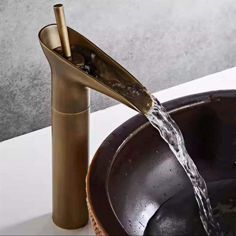 Circular Single Handle Faucet Country Style Basin Lavatory Faucet