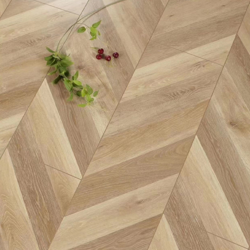 Wooden Modern Laminate Flooring Click Lock Stain Resistant Plank Flooring