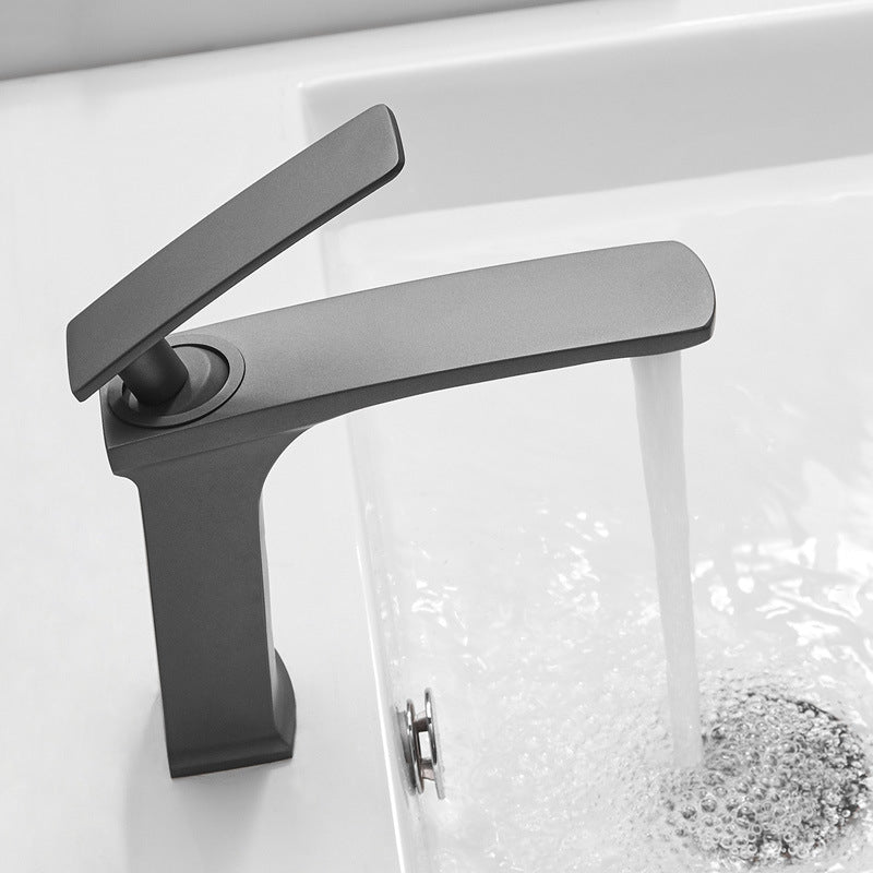 Full Brass 1 Handle Vessel Sink Bathroom Faucet Hot and Cold Water Faucet with Drain