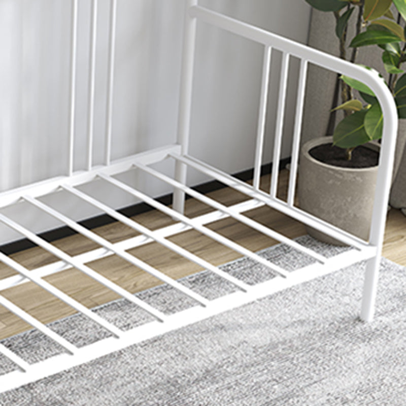 Scandinavian Iron Solid Color Daybed with Slat Headboard Kid Bed