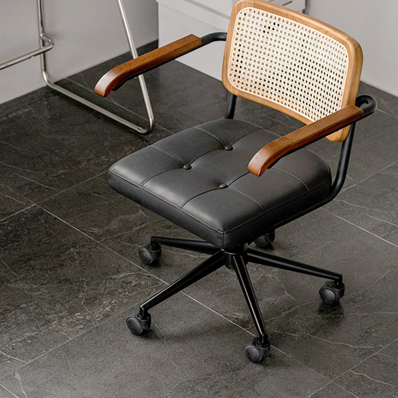 Modern Office Chair Leather Adjustable Seat Height Chair with Wheels