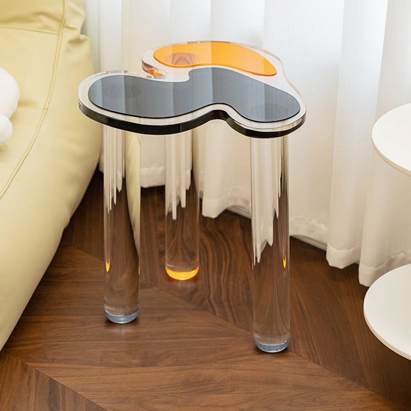 Modernistic Plastic Corner Table 3 Legs Naturally Shaped Living Room Accent Side Table