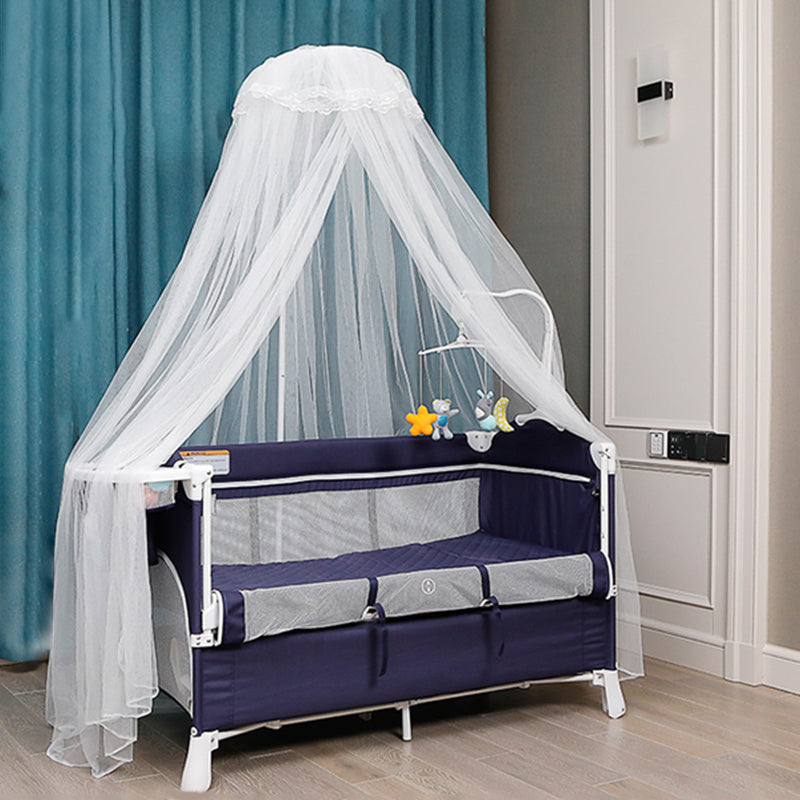 Modern Nursery Crib with Mattress and Casters Arched Crib in Iron