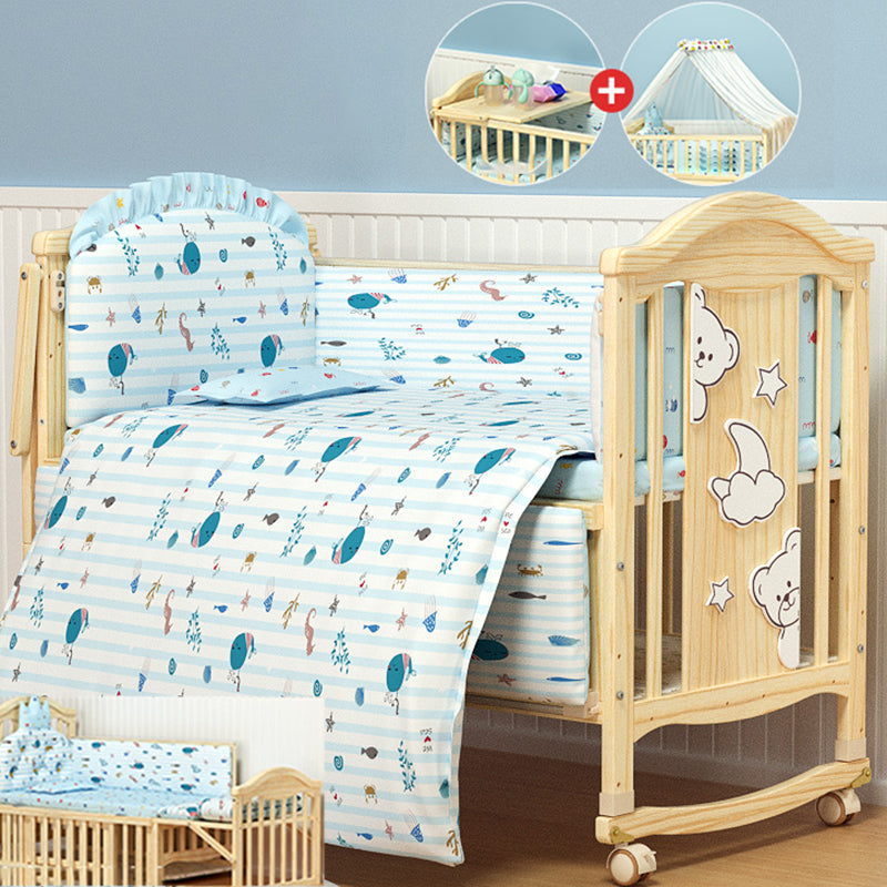 Pine Nursery Crib Scandinavian Baby Crib with with Guardrail and Mattress