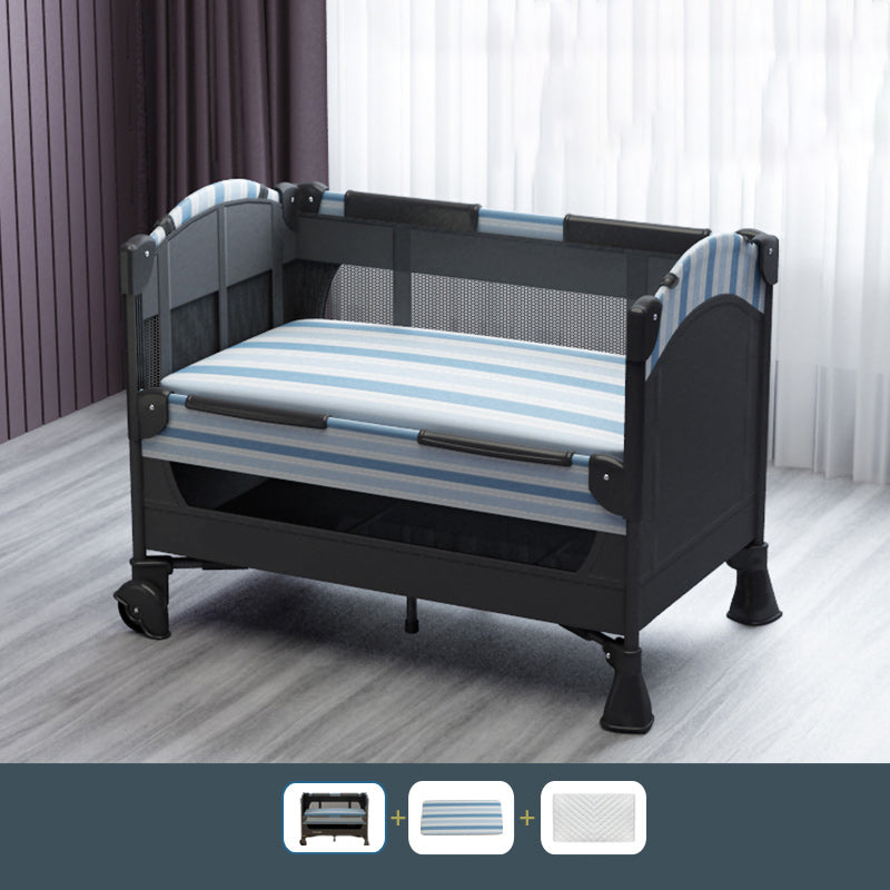 Standard Size Assembled Baby Crib Folding Crib with Guardrails