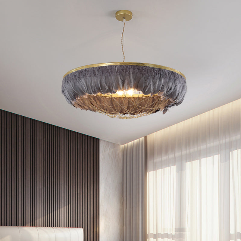 Dome Cage Metallic Chandelier Light moderne 2 ampoules Gold Plafond suspendu avec plume blanc / gris / rose Déco