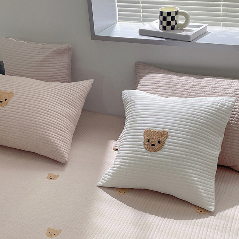 Modern Bed Sheet Bear Pattern Non-pilling Breathable Skin-friendly Sheet Bed Set