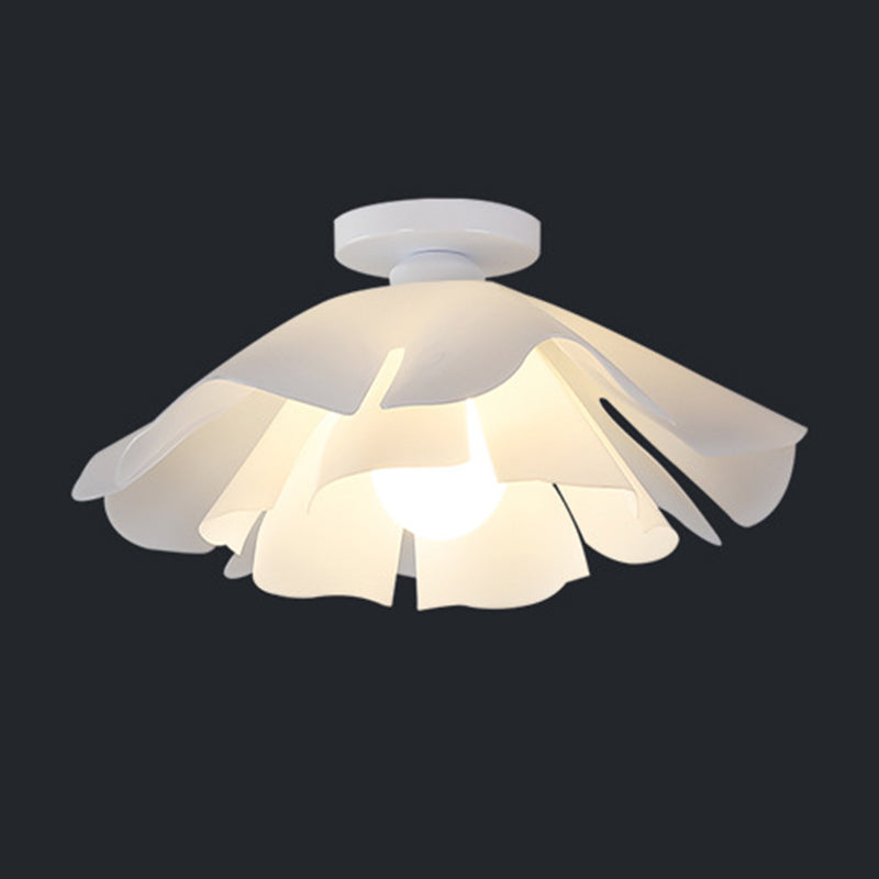 Modernism Acrylic Ceiling Light White Flush Mount Lighting for Foyer