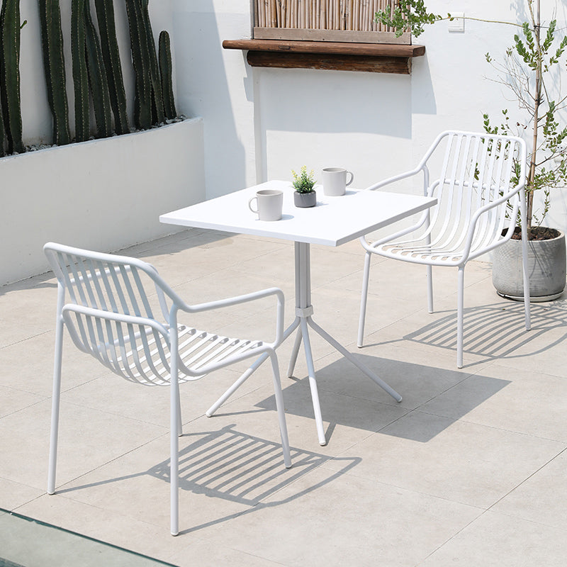 Contemporary Outdoor Table Metal Dining Table with Tripod Base