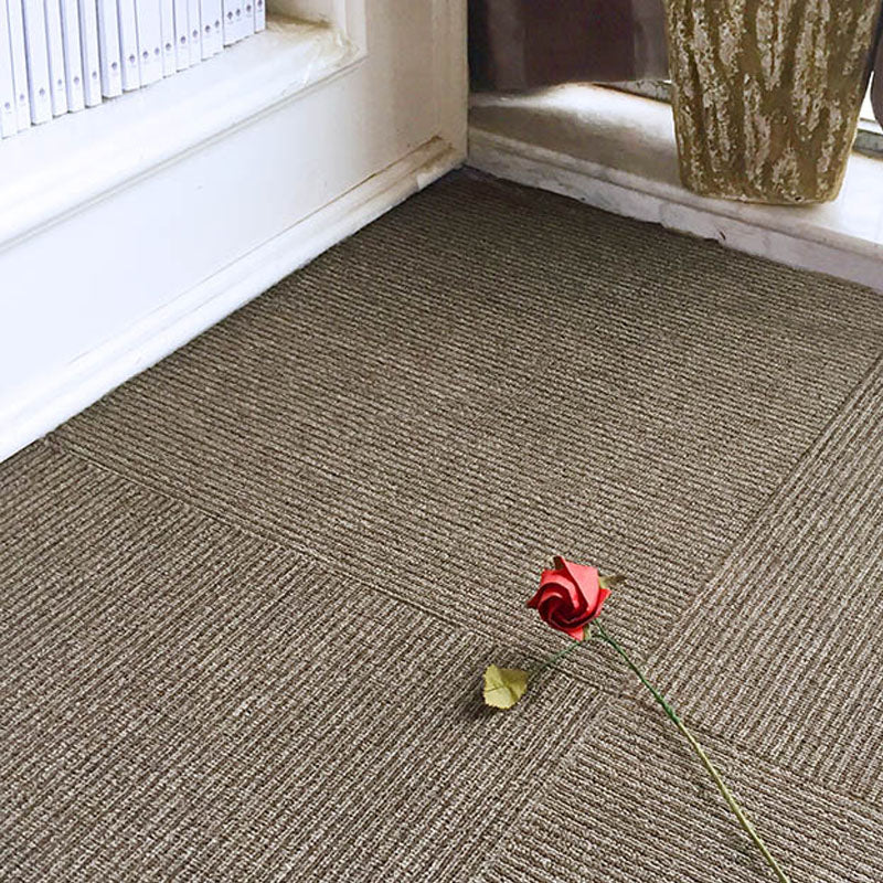 Modern Carpet Tiles Self Adhesive Level Loop Stain Resistant Carpet Tile