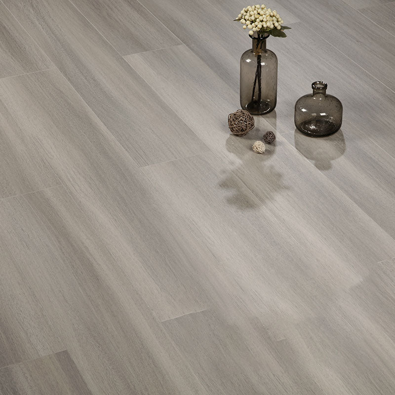 Laminate Pine Wood Click Lock Rectangular Textured Scratch Resistant Indoor Laminate Floor