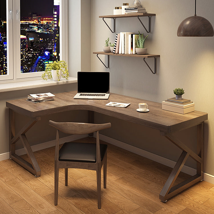 Modern Style Wooden Writing Desk L-Shape Office Table with 3-Legs in Brown