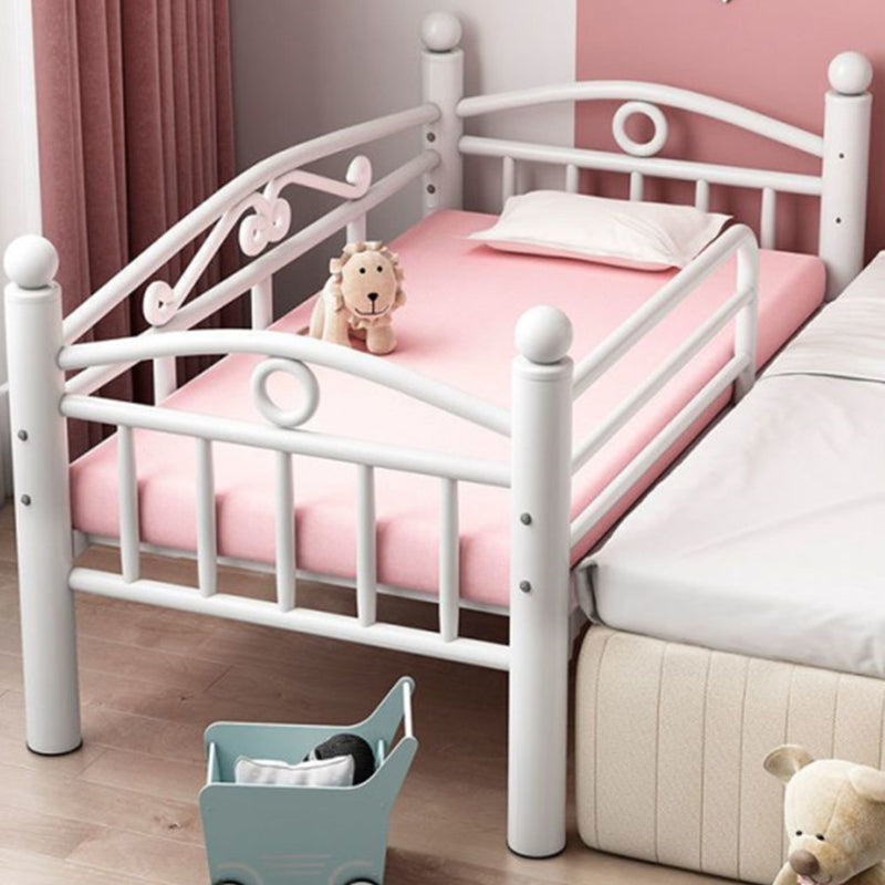 Scandinavian Style Open-Frame Kid Bed Ironcraft Daybed in White