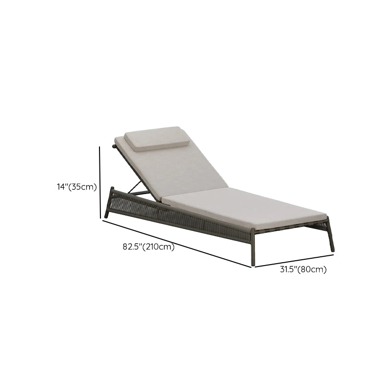 Contemporary Water Resistant Outdoor Patio Sofa/Patio Daybed