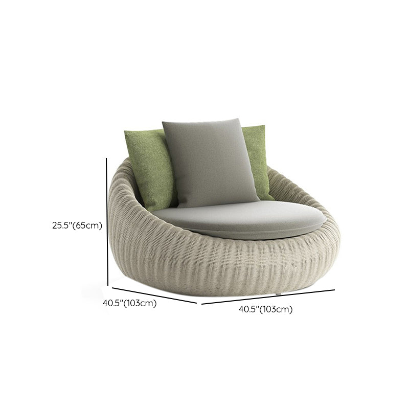 Contemporary Sunbrella Fabric Included Outdoor Patio Sofa/Patio Daybed