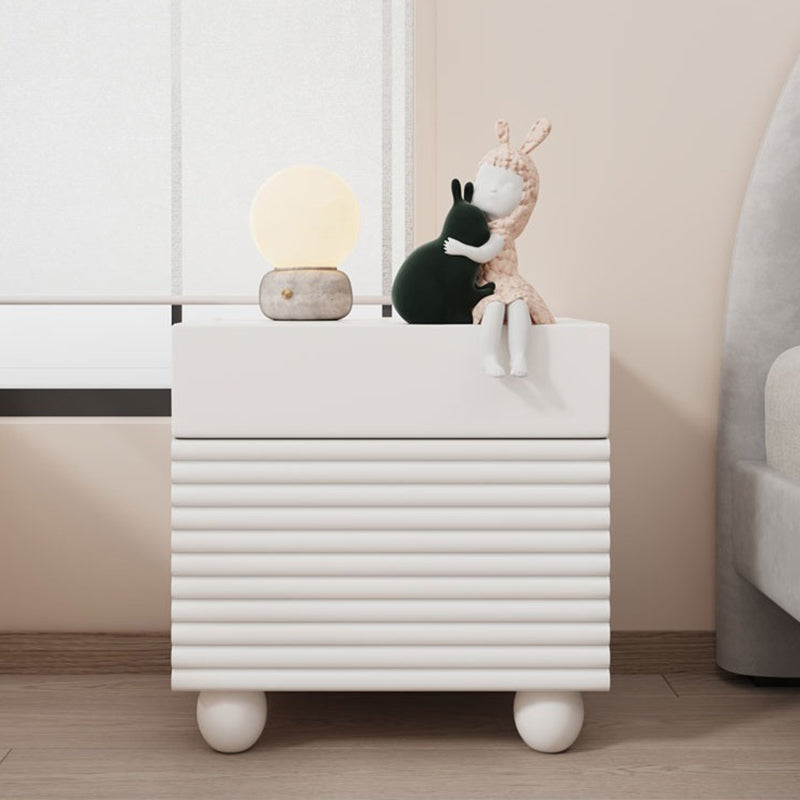 Modern & Contemporary Nightstands with Drawers Wooden Flat Top Princess