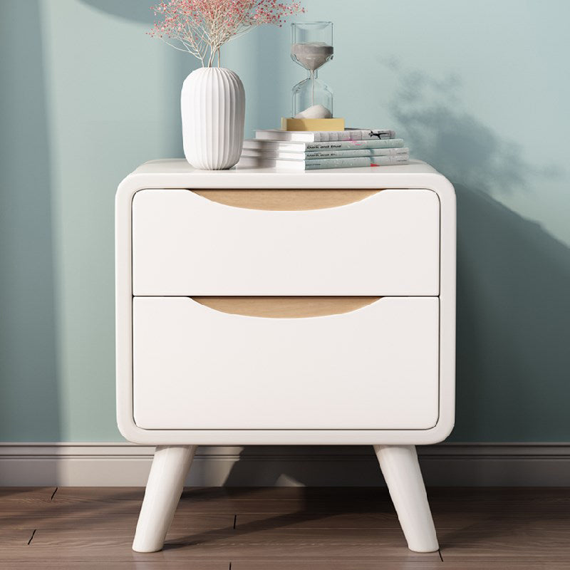 Rubberwood Nursery Nightstand with 3 Drawers Modern Nightstand Kids