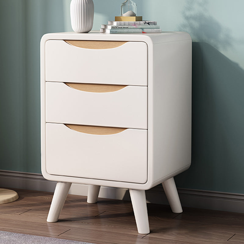 Rubberwood Nursery Nightstand with 3 Drawers Modern Nightstand Kids