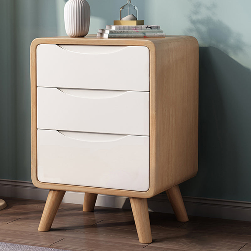 Rubberwood Nursery Nightstand with 3 Drawers Modern Nightstand Kids