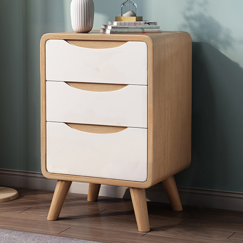 Rubberwood Nursery Nightstand with 3 Drawers Modern Nightstand Kids