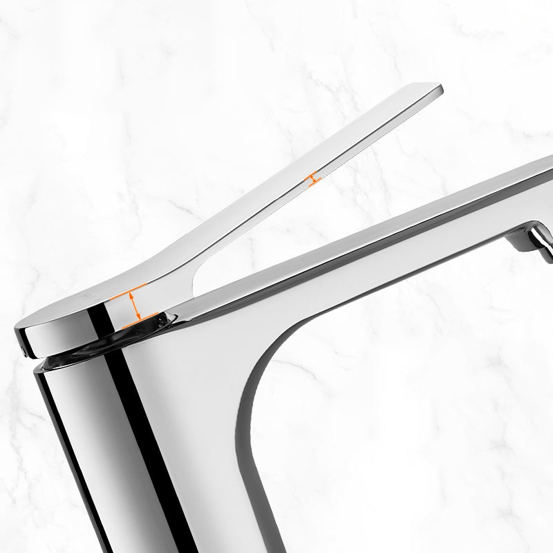 Contemporary Vessel Sink Faucet Lever Handle Low Arc Bathroom Vessel Faucet